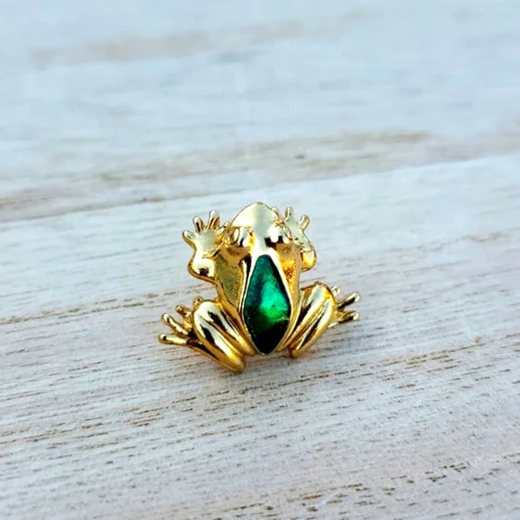 Green enamel goldtone Frog pinback tac for lapels shirt collar accent hat scarf - Picture 2 of 5